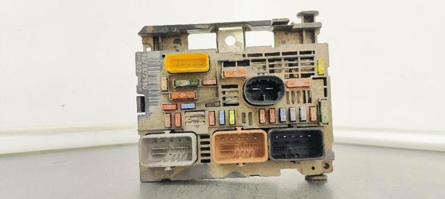 Caja de fusibles Citroen C4 UA