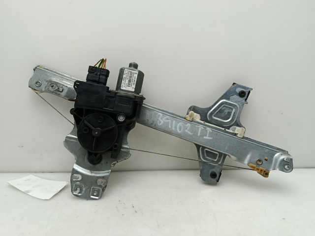 9675915180 PEUGEOT Mecanismo de elevalunas de la puerta trasera derecha  disponible Vigo