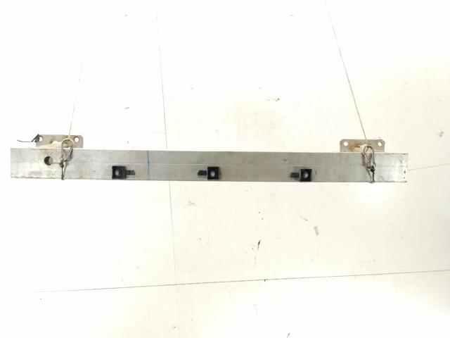 9676007180 PEUGEOT Refuerzo parachoques trasero  en stock Córdoba