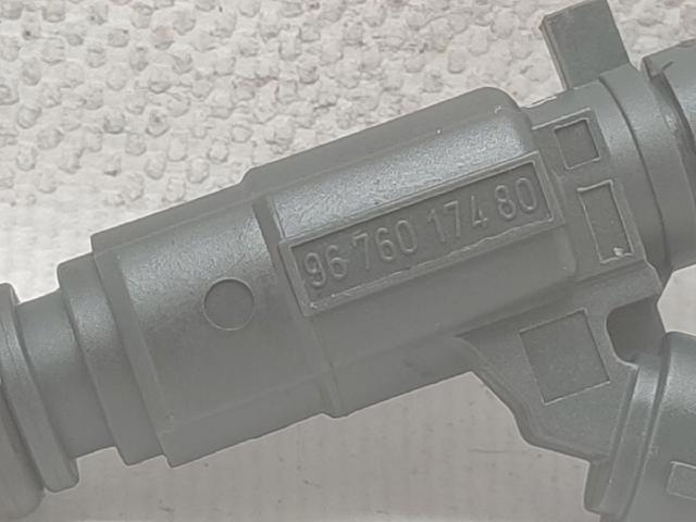 9676017480 PEUGEOT Inyector  en stock Huelva