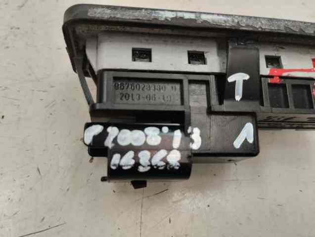 PEUGEOT 9676028380 Botón de accionamiento del cierre de la tapa del maletero (puerta trasera 3/5)  en stock Valencia