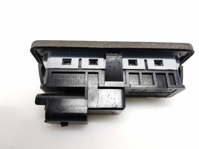 9676028380 Botón de accionamiento del cierre de la tapa del maletero (puerta trasera 3/5)  disponible Burgos