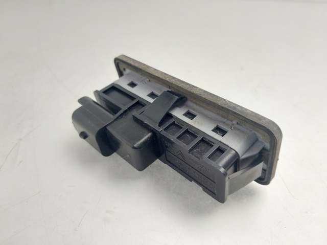 9676028380 PEUGEOT Botón de accionamiento del cierre de la tapa del maletero (puerta trasera 3/5)  en stock Huelva