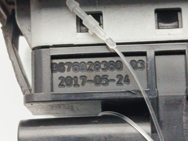 PEUGEOT 9676028380 Botón de accionamiento del cierre de la tapa del maletero (puerta trasera 3/5)  comprar en Albacete