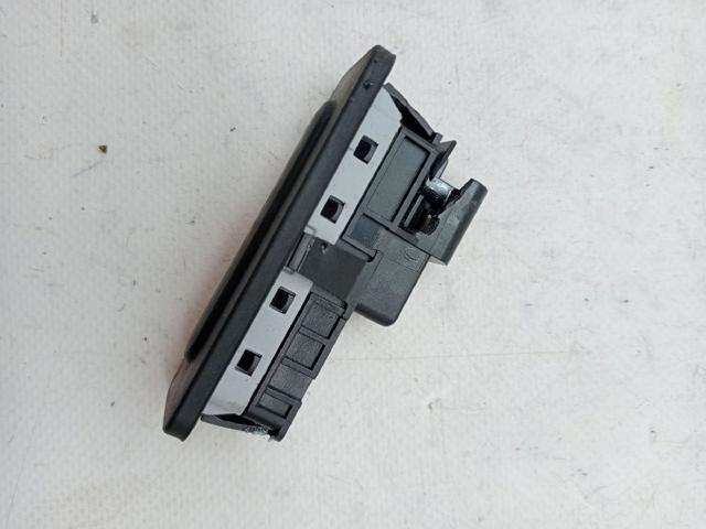 9676028380 PEUGEOT Botón de accionamiento del cierre de la tapa del maletero (puerta trasera 3/5) comprar Madrid