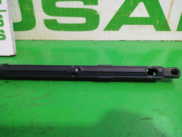 9676537380 PEUGEOT Amortiguador de capó  en stock Huelva