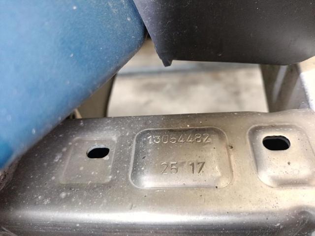 9677366080 PEUGEOT Refuerzo de parachoques trasero  comprar en Jaén