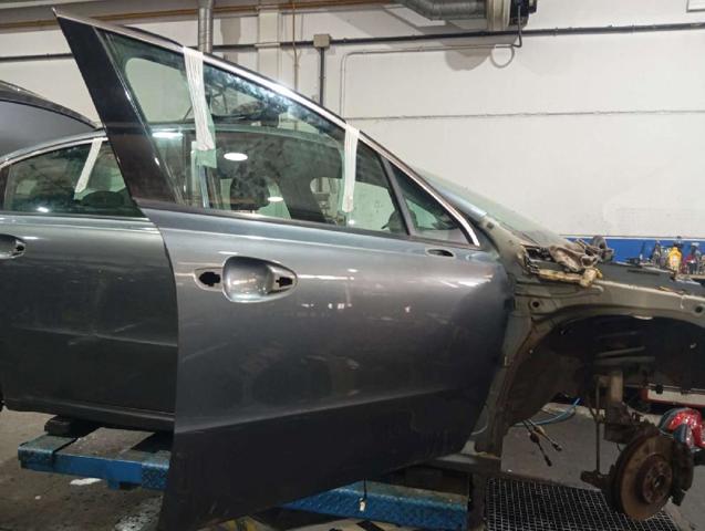 9677683980 PEUGEOT Puerta delantera derecha  en stock Gandía