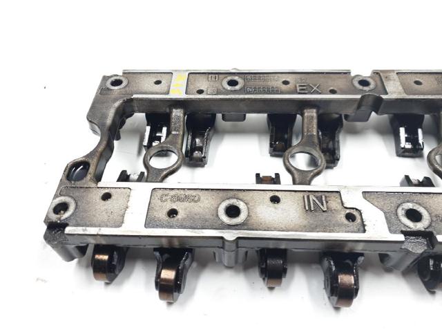 Soporte de balancín 9677706880 PEUGEOT