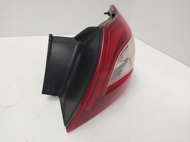 PEUGEOT 9677817580 Piloto trasero exterior derecho  disponible Lugo