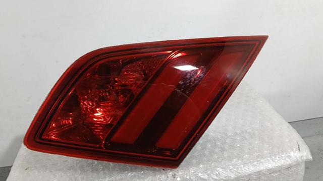 PEUGEOT 9677818280 Piloto trasero interior derecho comprar Pamplona