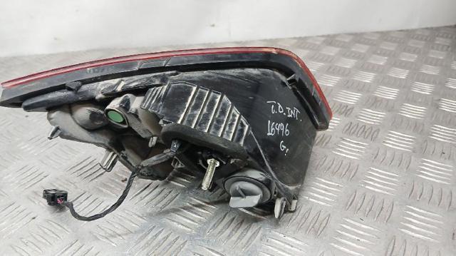 9677818280 PEUGEOT Piloto trasero interior derecho  disponible Ourense