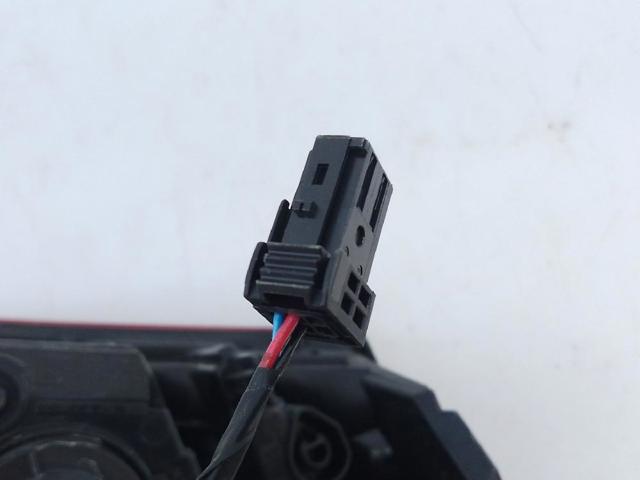 9677818280 PEUGEOT Piloto trasero interior derecho  disponible Alicante