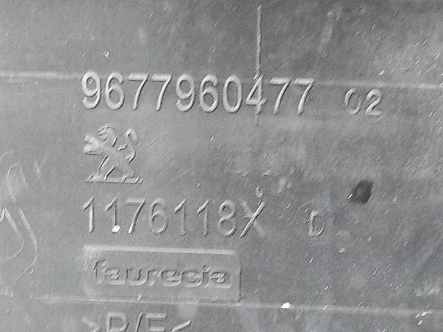 9677960477 PEUGEOT Parachoques trasero  disponible Alicante