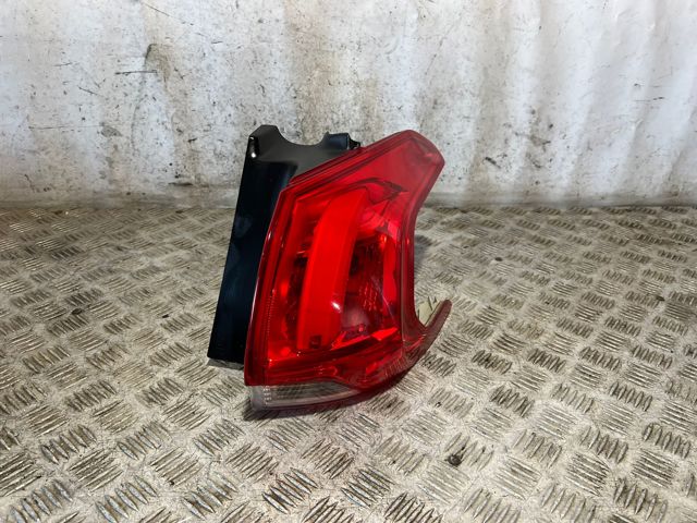 9678074380 PEUGEOT Piloto trasero exterior derecho  disponible Alicante