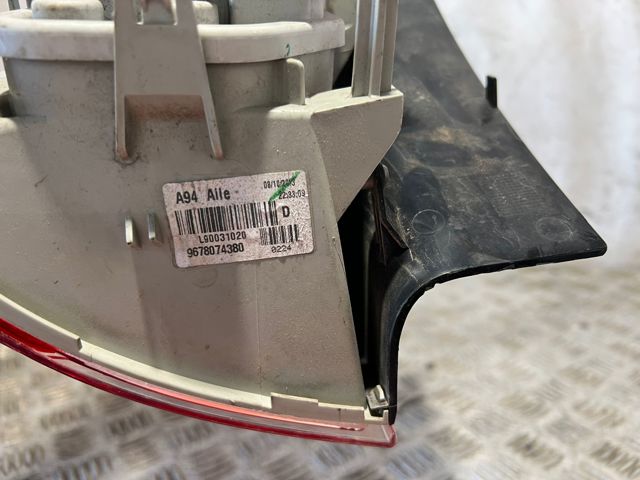 9678074380 PEUGEOT Piloto trasero exterior derecho  disponible Vigo