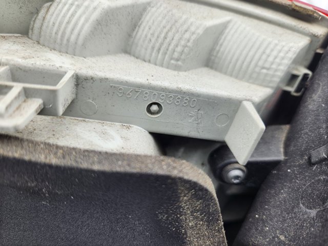 9678093880 PEUGEOT Piloto trasero exterior derecho comprar Alcalá