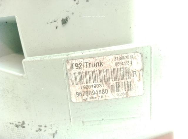9678094880 PEUGEOT Piloto trasero interior derecho comprar Bilbao