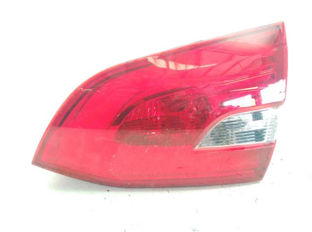 PEUGEOT 9678094880 Piloto trasero interior derecho  en stock Terrassa