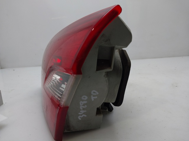 9678094880 PEUGEOT Piloto trasero interior derecho  en stock Huelva