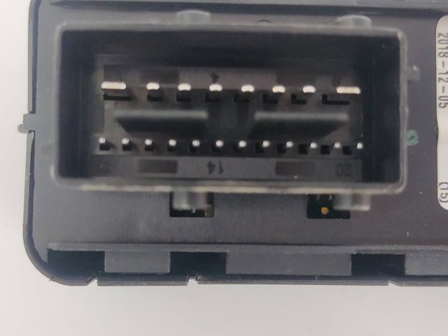 96788264ZD Interruptor de elevalunas delantera izquierda  en stock Granada