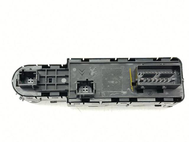 96788281ZD Interruptor de elevalunas delantera izquierda  en stock Sabadell
