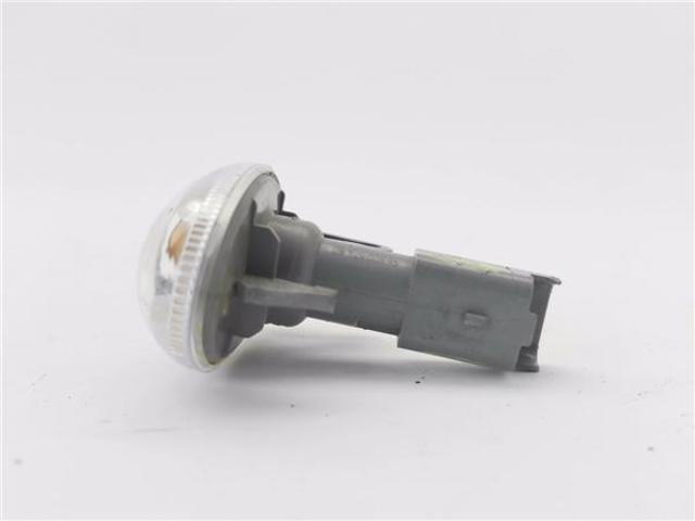 PEUGEOT 9680057480 Luz intermitente de guardabarros  disponible Lugo