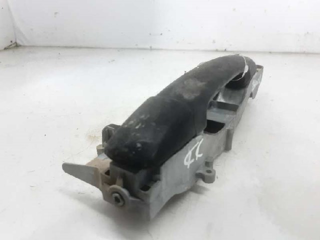 9680168580 Soporte de manija exterior de puerta delantera derecha  disponible Málaga