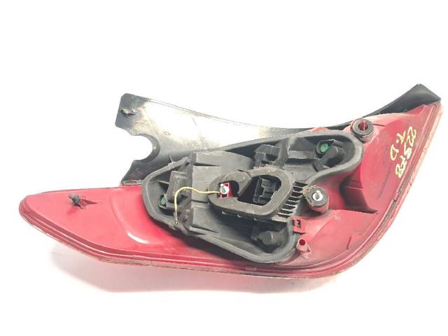 9680425680 PEUGEOT Piloto trasero derecho comprar Bilbao