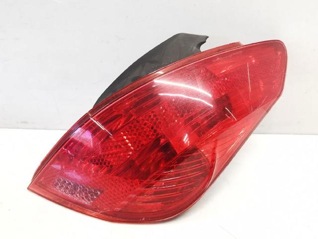 9680425680 PEUGEOT Piloto trasero derecho  en stock Córdoba