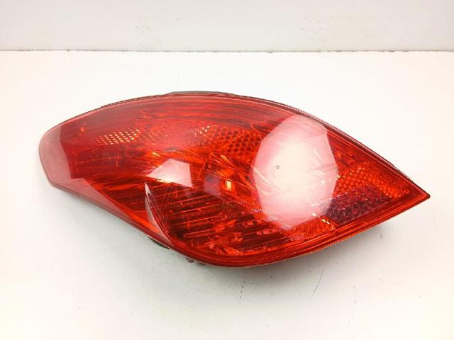 PEUGEOT 9680425780 Piloto trasero izquierdo  disponible Lugo