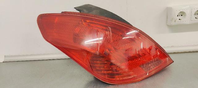 Piloto trasero izquierdo 9680425780 PEUGEOT