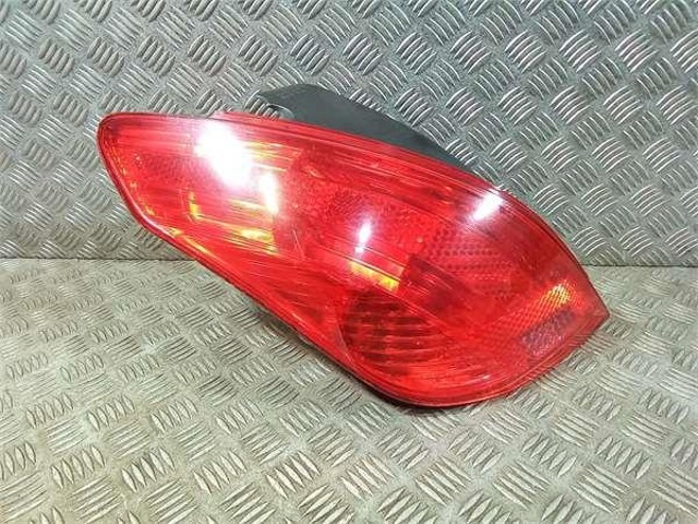 9680425780 PEUGEOT Piloto trasero izquierdo  en stock Gandía