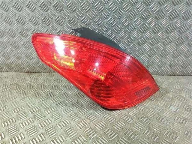 9680425780 PEUGEOT Piloto trasero izquierdo  en stock Gandía