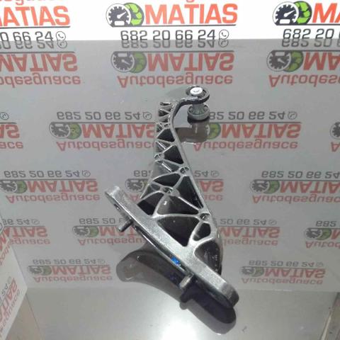 9680486880 PEUGEOT Rodillo superior izquierdo de puerta corrediza  disponible Alicante
