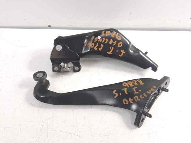 9680486880 PEUGEOT Rodillo superior izquierdo de puerta corrediza  en stock Huelva