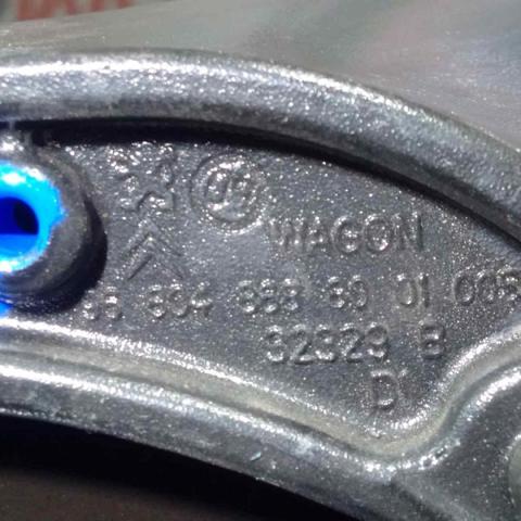 9680486880 Rodillo superior izquierdo de puerta corrediza  disponible Málaga