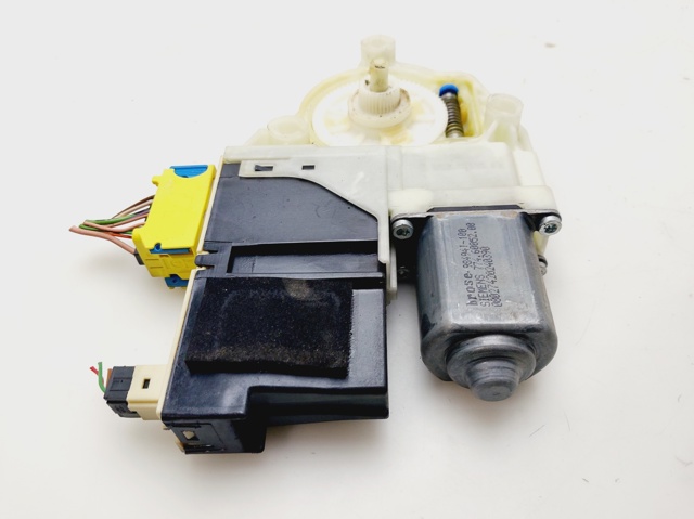 9681575280 Motor del elevalunas de la puerta delantera izquierda  comprar en Zaragoza