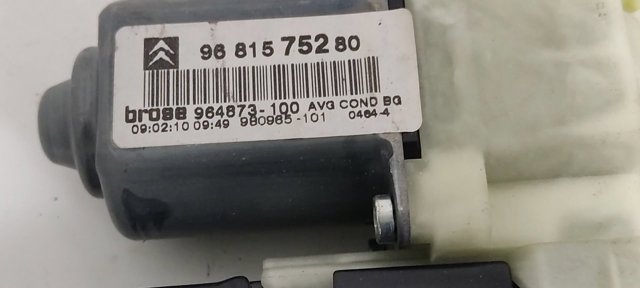 9681575280 PEUGEOT Motor del elevalunas de la puerta delantera izquierda  disponible Vigo