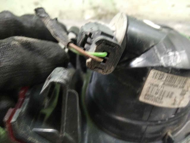 PEUGEOT 9681820280 Piloto trasero izquierdo de parachoques  comprar en Ponferrada
