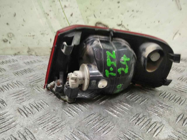 PEUGEOT 9681820280 Piloto trasero izquierdo de parachoques  disponible España