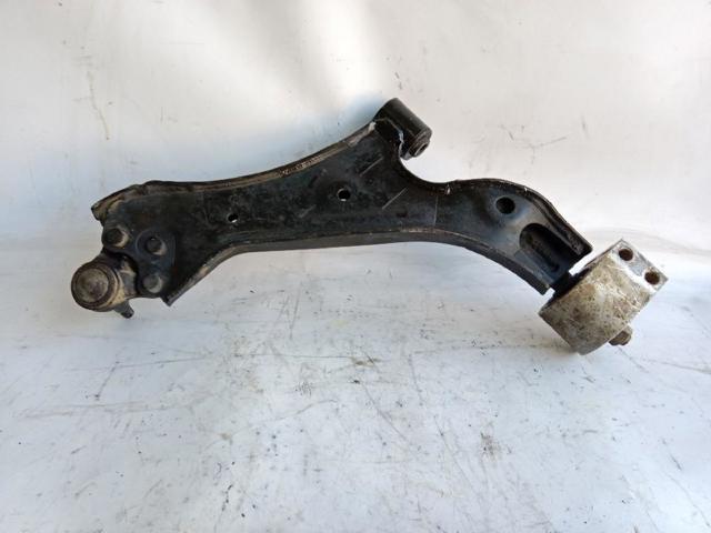 96819162 Brazo inferior derecho de la suspensión delantera  disponible Utrera