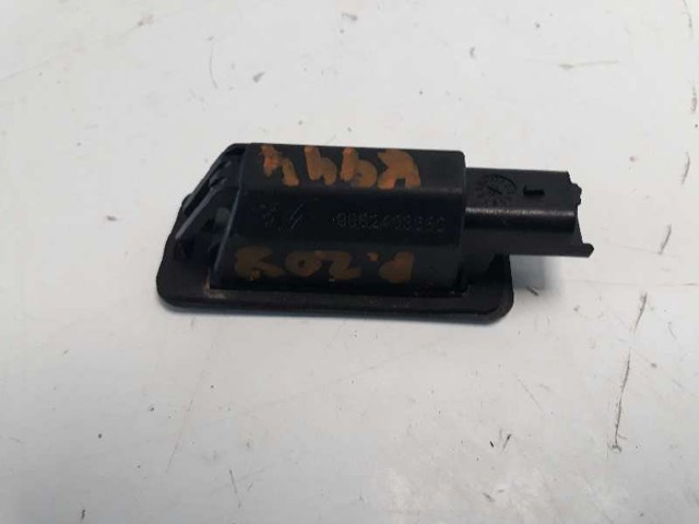 PEUGEOT 9682403680 Luz matricula  en stock Terrassa