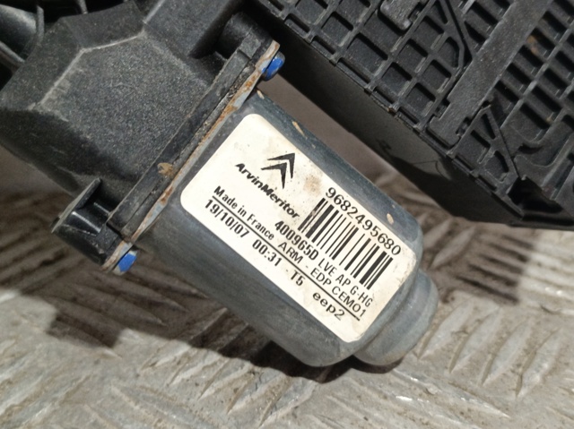 9682495680 Motor del elevalunas de la puerta delantera izquierda  comprar en Pontevedra