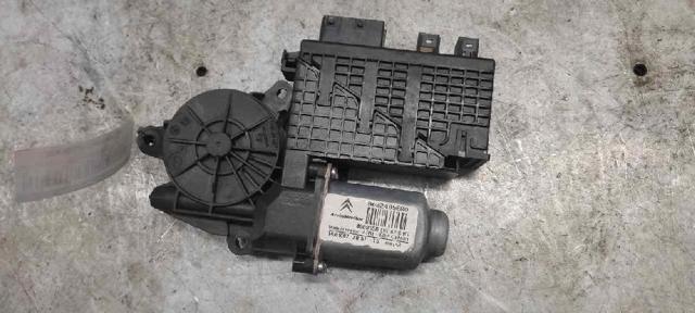 PEUGEOT 9682495680 Motor del elevalunas de la puerta delantera izquierda  disponible Valladolid