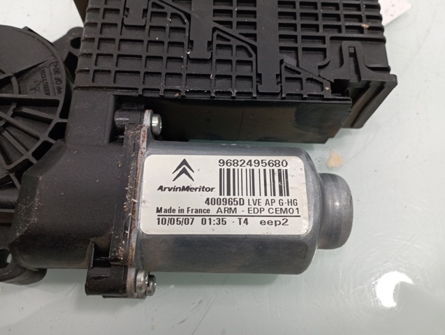 9682495680 PEUGEOT Motor del elevalunas de la puerta delantera izquierda  comprar en Jaén