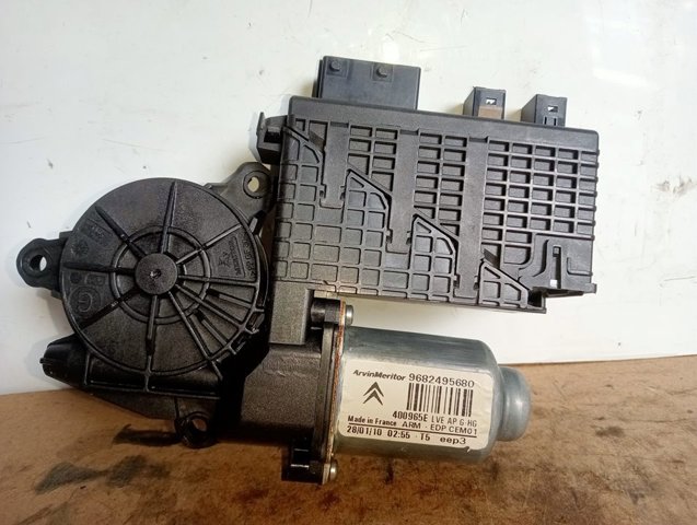 9682495680 PEUGEOT Motor del elevalunas de la puerta delantera izquierda  disponible Vigo