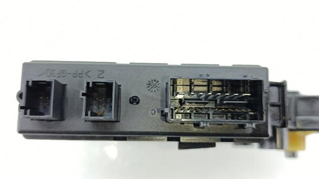 9682495680 Motor del elevalunas de la puerta delantera izquierda  disponible Málaga