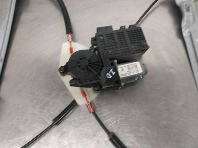 PEUGEOT 9682495680 Motor del elevalunas eléctrico comprar Barcelona