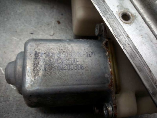 9682808880 Mecanismo de elevalunas delantero derecha  en stock Sabadell